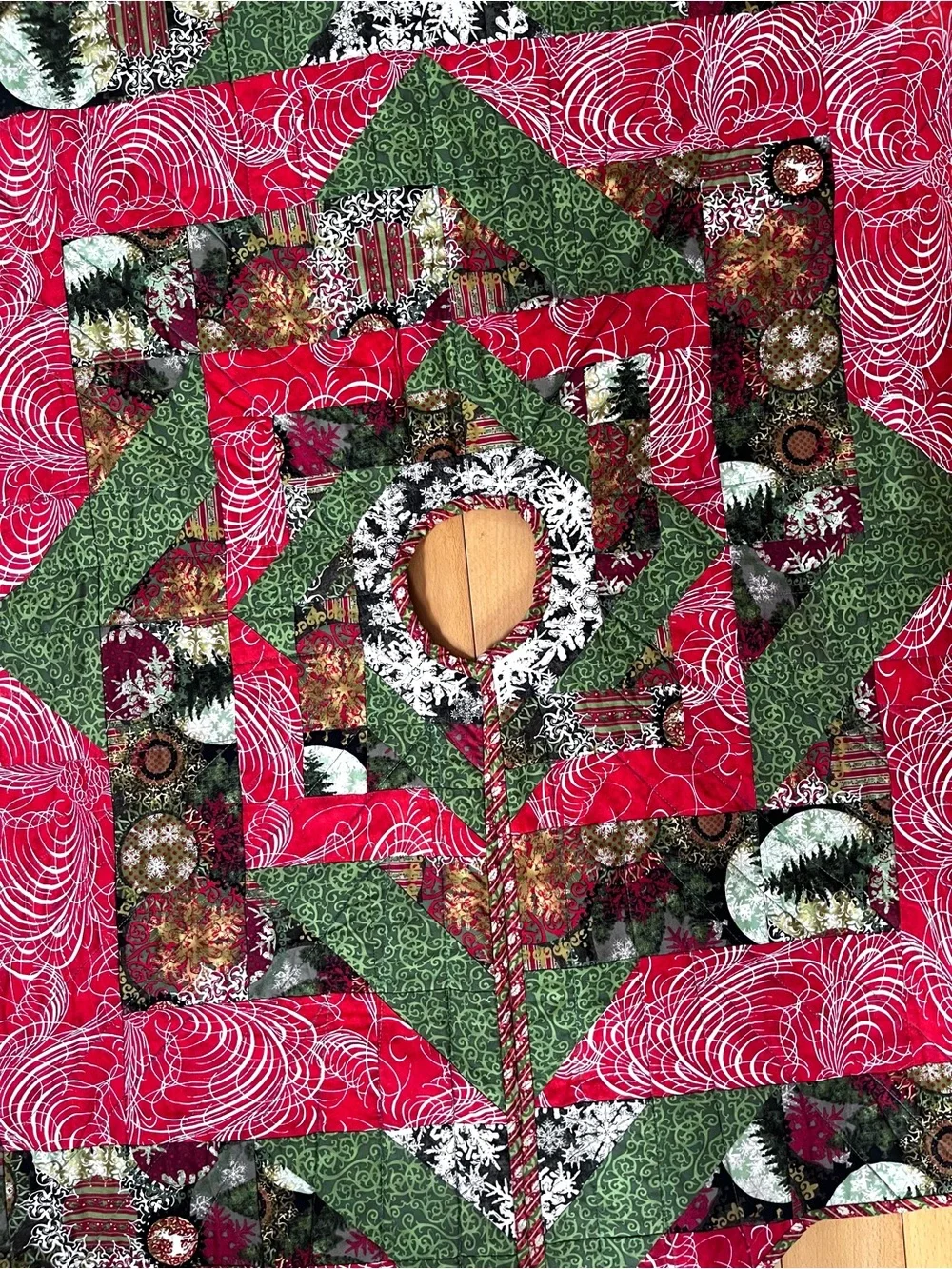 Quilted Star Christmas Tree Skirt 54 1/2
